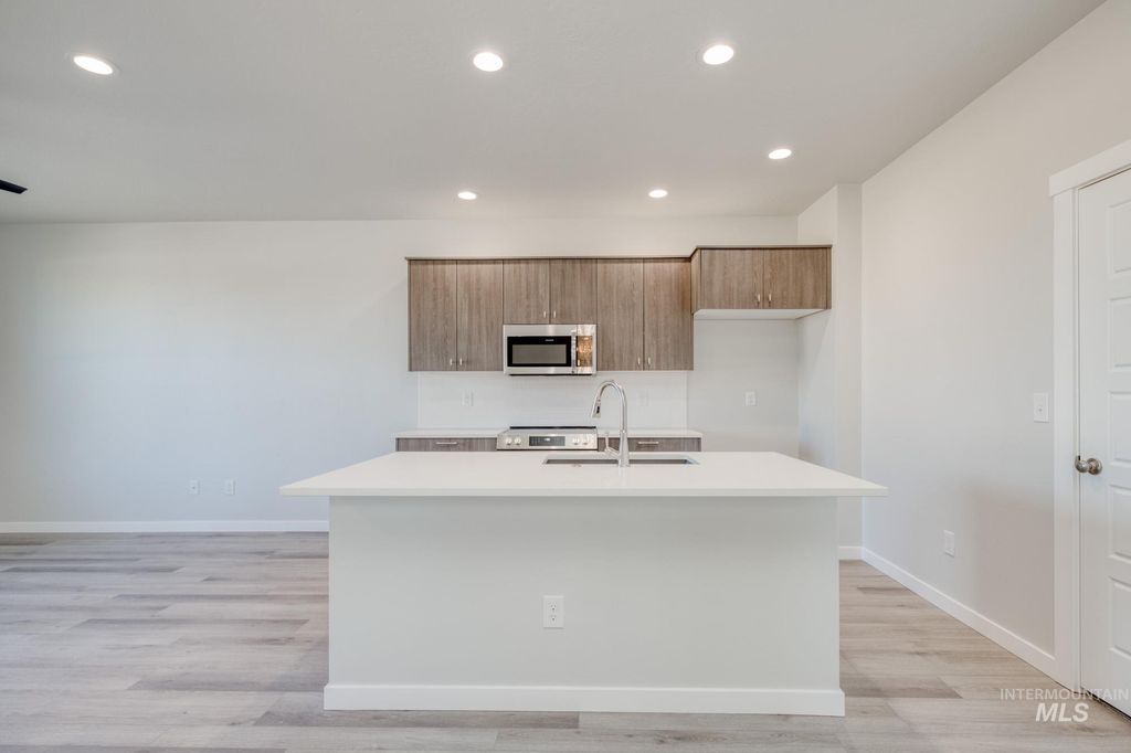 Photo of 3065 E Mossy Creek Dr, Kuna, ID 83634 (MLS # 98971471)