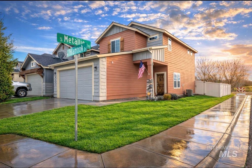 Photo of 9221 W Tillamook Dr, Boise, ID 83709 (MLS # 98971058)