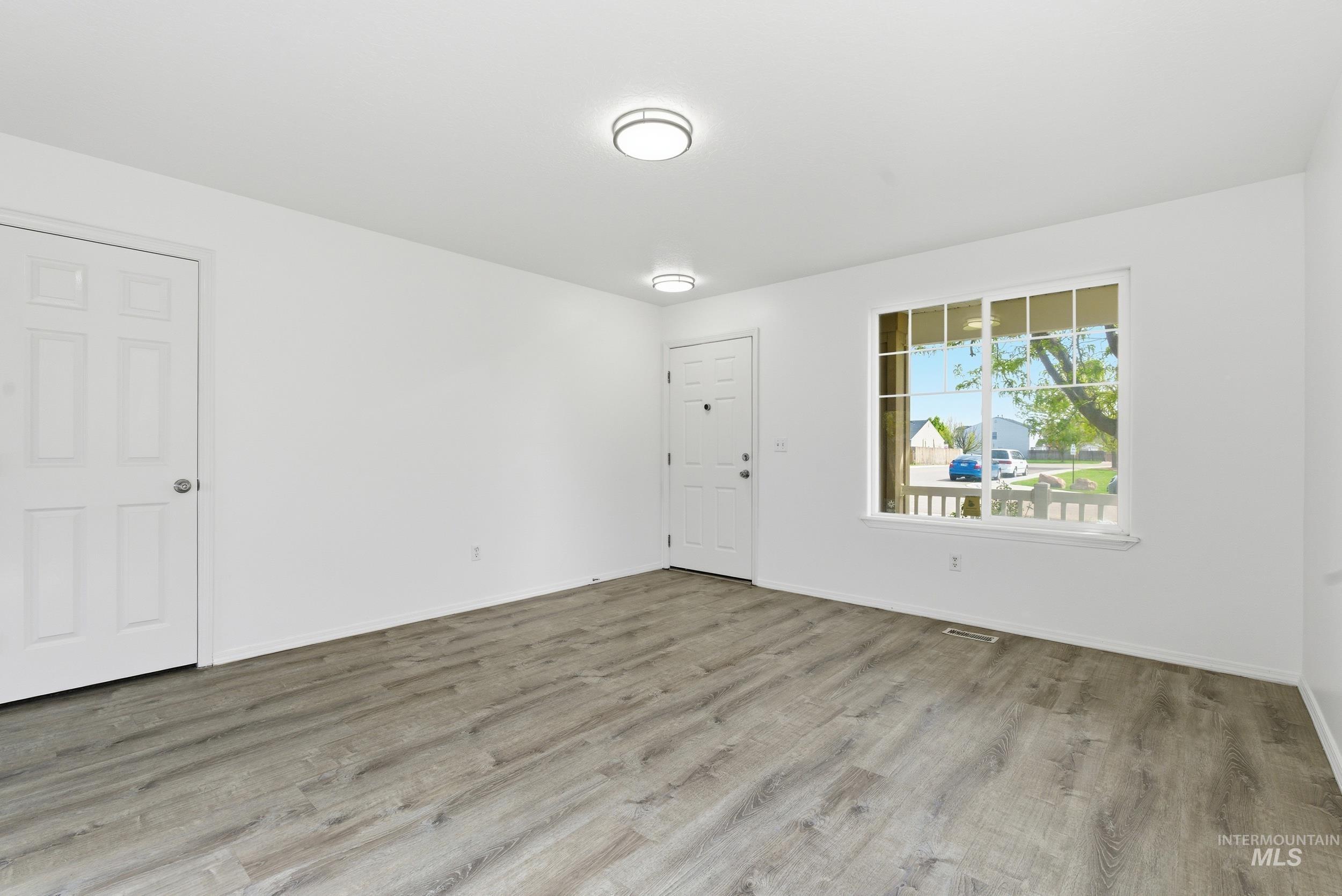 2200 W Lake Pointe Ct.