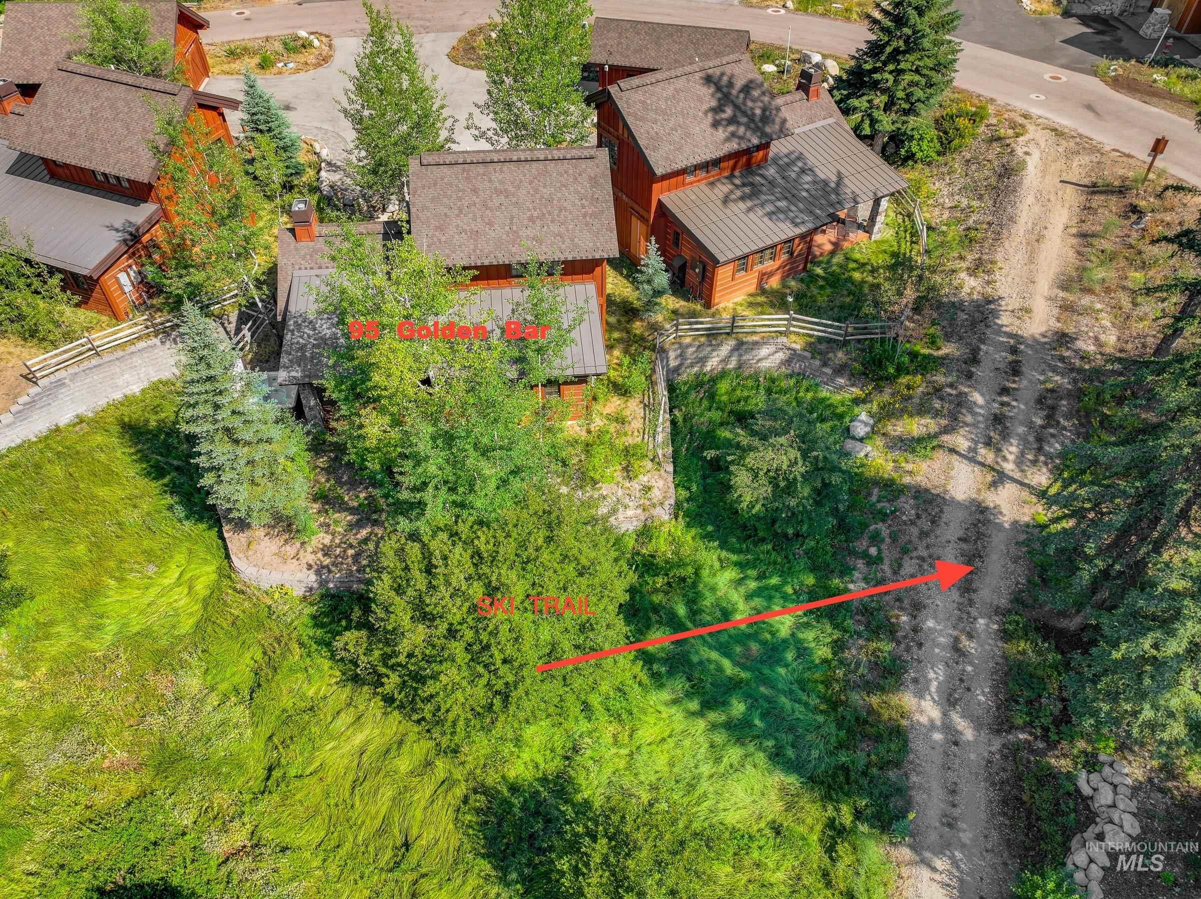 95 Golden Bar Court