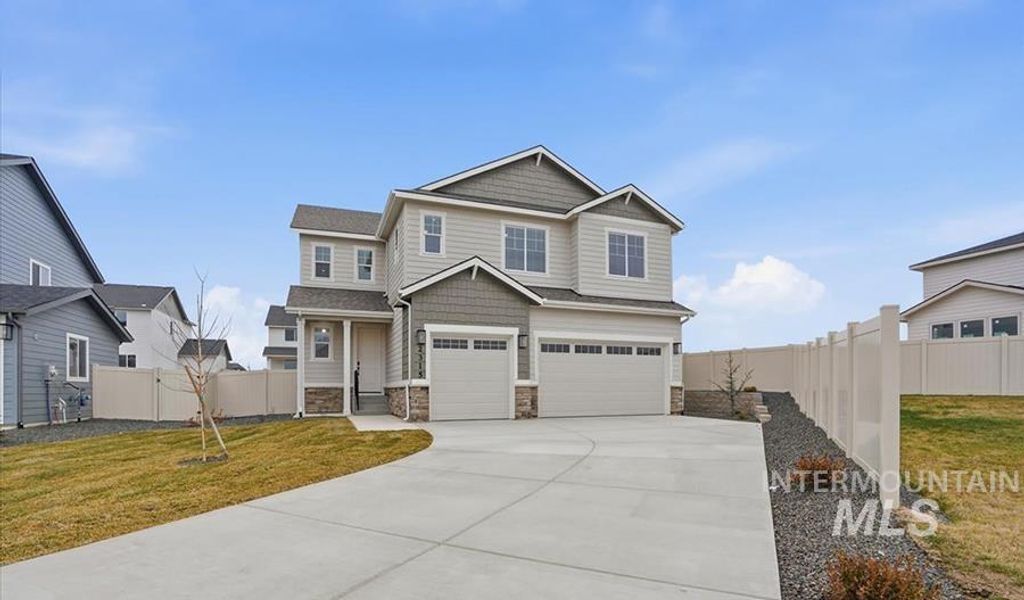 Photo of 2315 N Silver Wolf Pl, Star, ID 83669 (MLS # 98972425)