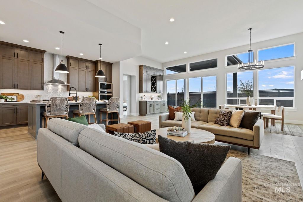 Photo of 6732 N Magic Mallard Ave #Molalla Bonus, Meridian, ID 83646 (MLS # 98967084)