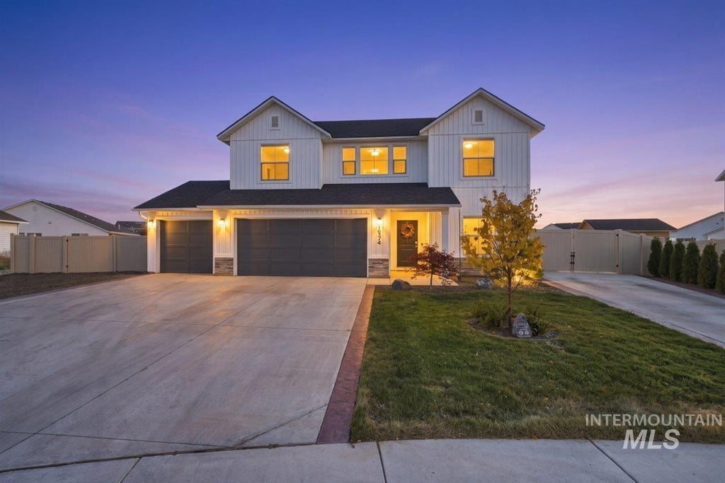 Photo of 16374 Sandon Ave, Caldwell, ID 83607 (MLS # 99004550)
