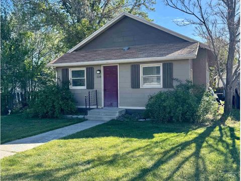 Photo of 138 Quincy St, Twin Falls, ID 83301 (MLS # 98984625)