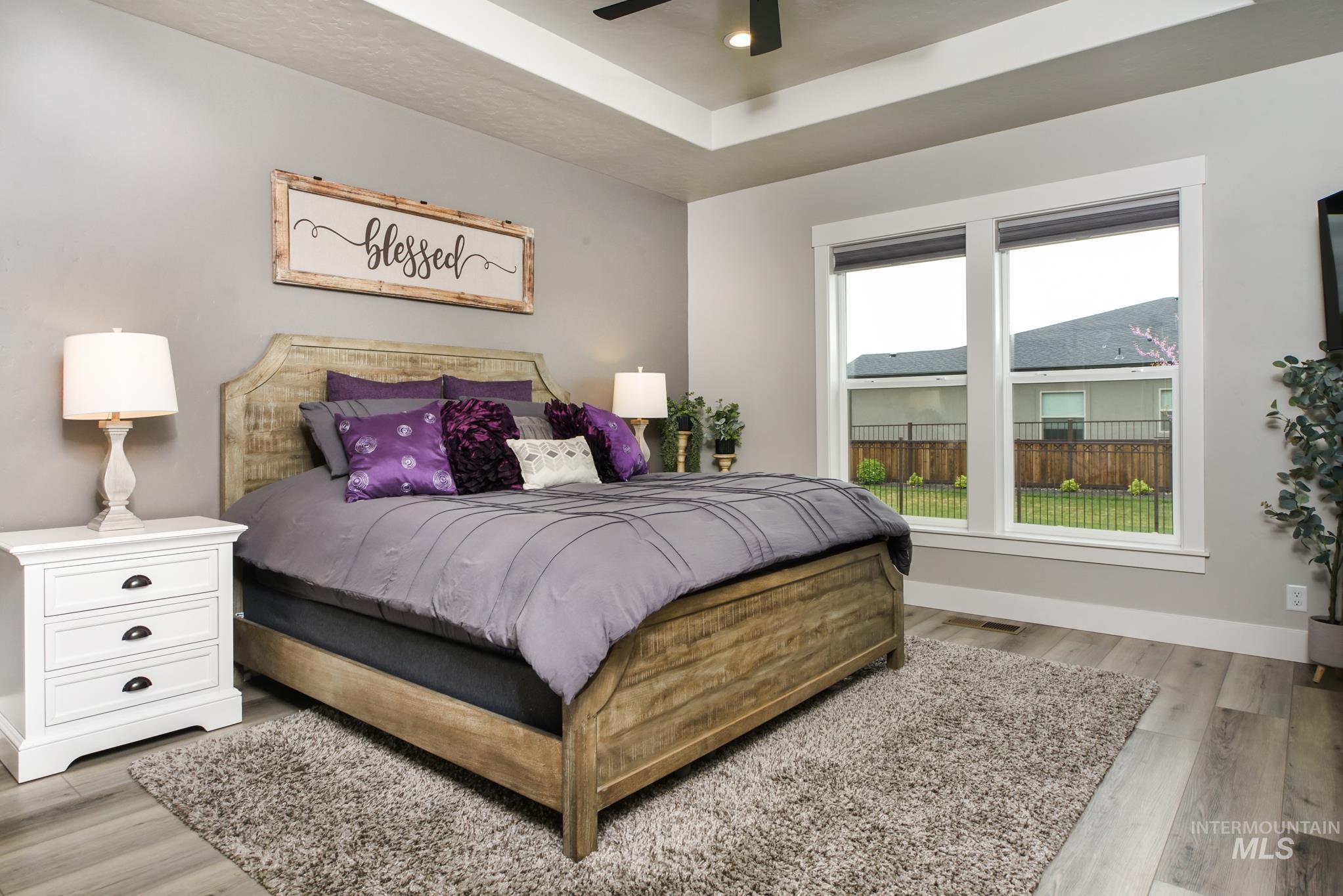 705 S Steephead Lane