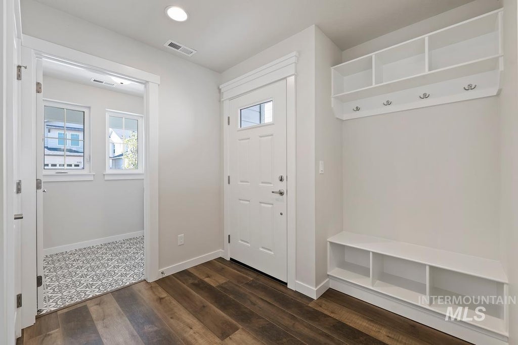 Photo of 212 W Radiant Ridge Drive, Meridian, ID 83642 (MLS # 98996024)