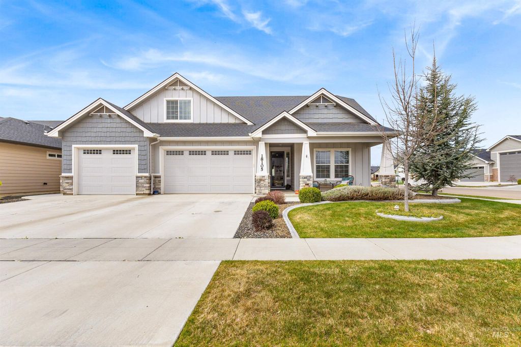 Photo of 18105 N Treeline Ave, Nampa, ID 83687 (MLS # 98980550)