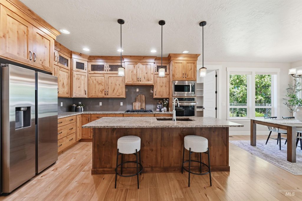 Photo of 10686 W Wild Iris St, Star, ID 83669 (MLS # 98990248)