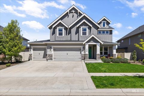 Photo of 732 E Crest Ridge Dr, Meridian, ID 83642 (MLS # 98985382)