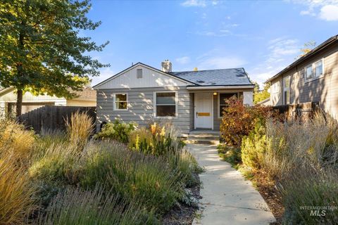 Photo of 2013 N 30th St, Boise, ID 83703 (MLS # 98966502)