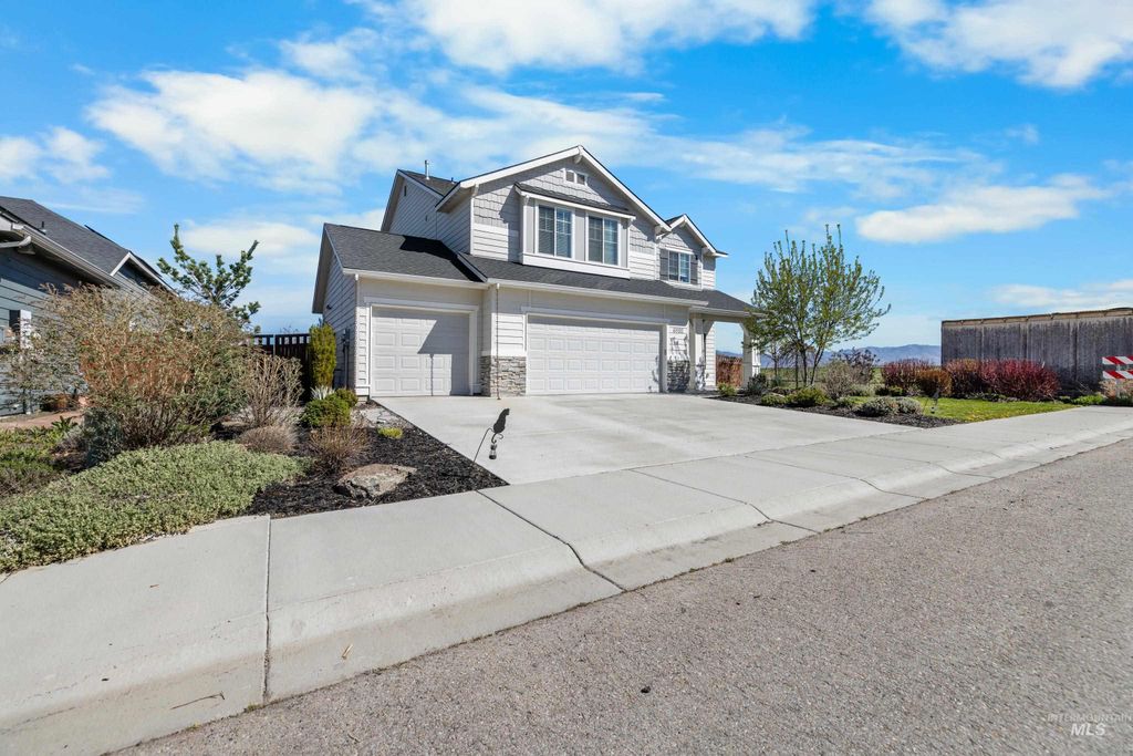 Photo of 6988 W Spur Street, Boise, ID 83709 (MLS # 98980977)