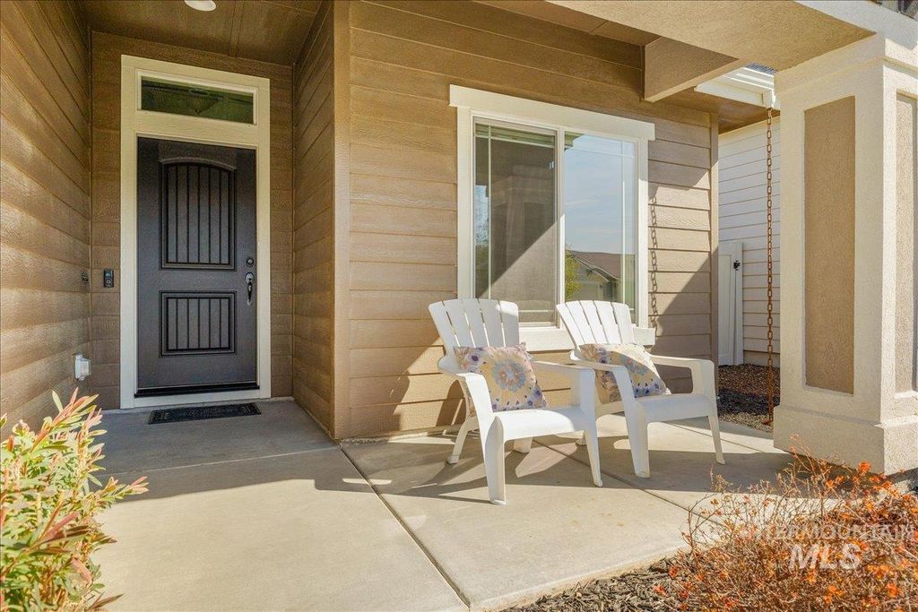 Photo of 5902 W Quintale Dr, Meridian, ID 83646 (MLS # 98981026)