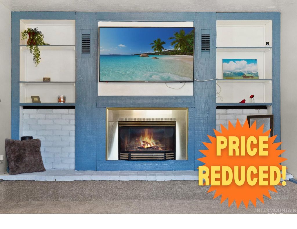 Photo of 305 Filer Ave W Ave, Twin Falls, ID 83301 (MLS # 98959326)