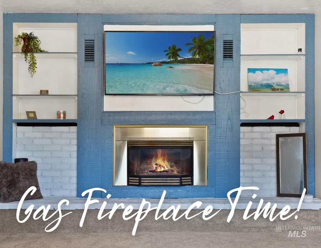 Photo of 305 Filer Ave W Ave, Twin Falls, ID 83301 (MLS # 98959326)