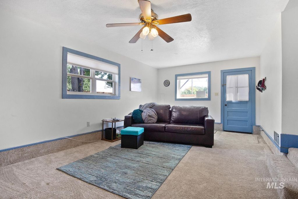 Photo of 305 Filer Ave W Ave, Twin Falls, ID 83301 (MLS # 98959326)