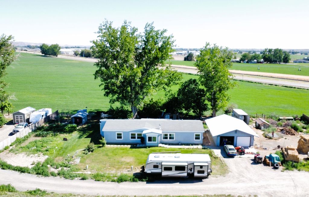 Photo of 518 Us Highway 95, Weiser, ID 83672 (MLS # 98932170)