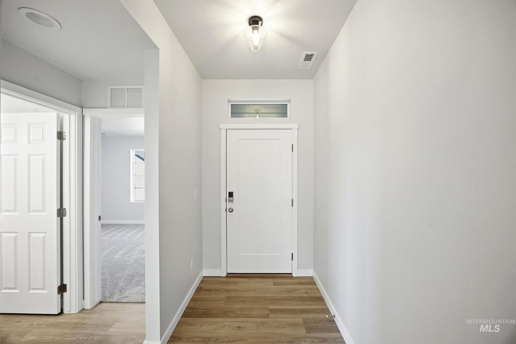 Photo of 7068 E Marble Springs Dr, Nampa, ID 83687 (MLS # 98985488)
