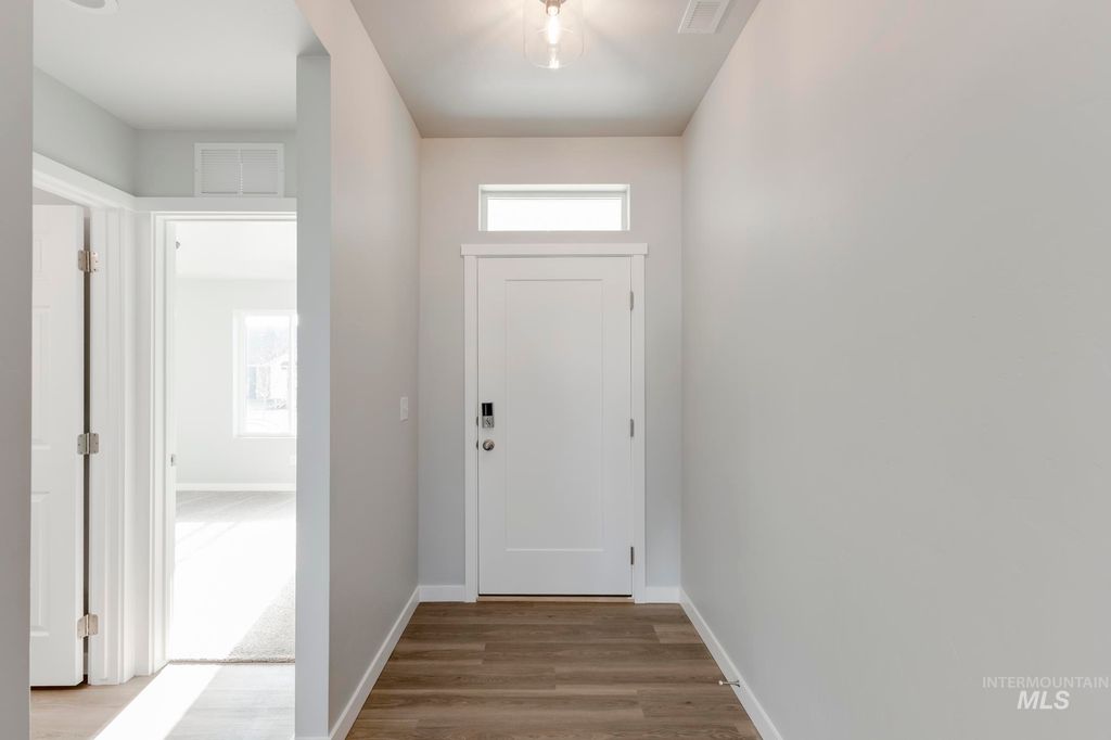 Photo of 7068 E Marble Springs Dr, Nampa, ID 83687 (MLS # 98985488)