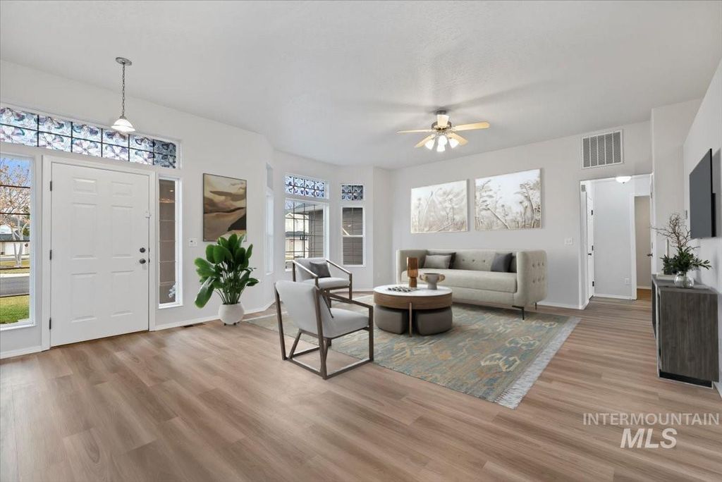 Photo of 2123 E Harbour Grove Drive, Nampa, ID 83686 (MLS # 98971351)