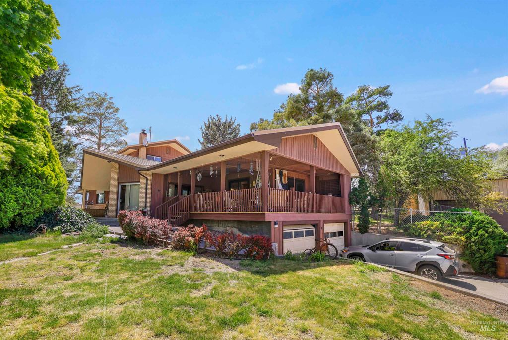 Photo of 3685 N 2600 E, Twin Falls, ID 83301 (MLS # 98987284)