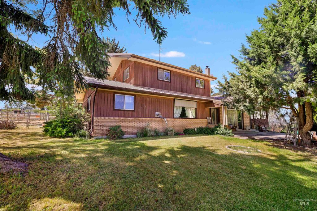 Photo of 3685 N 2600 E, Twin Falls, ID 83301 (MLS # 98987284)