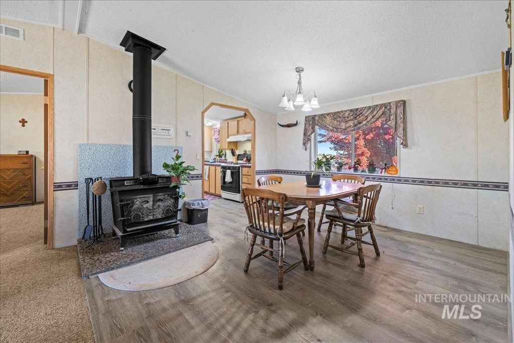 Photo of 1762 E Canal Rd, Fruitland, ID 83619 (MLS # 98971927)