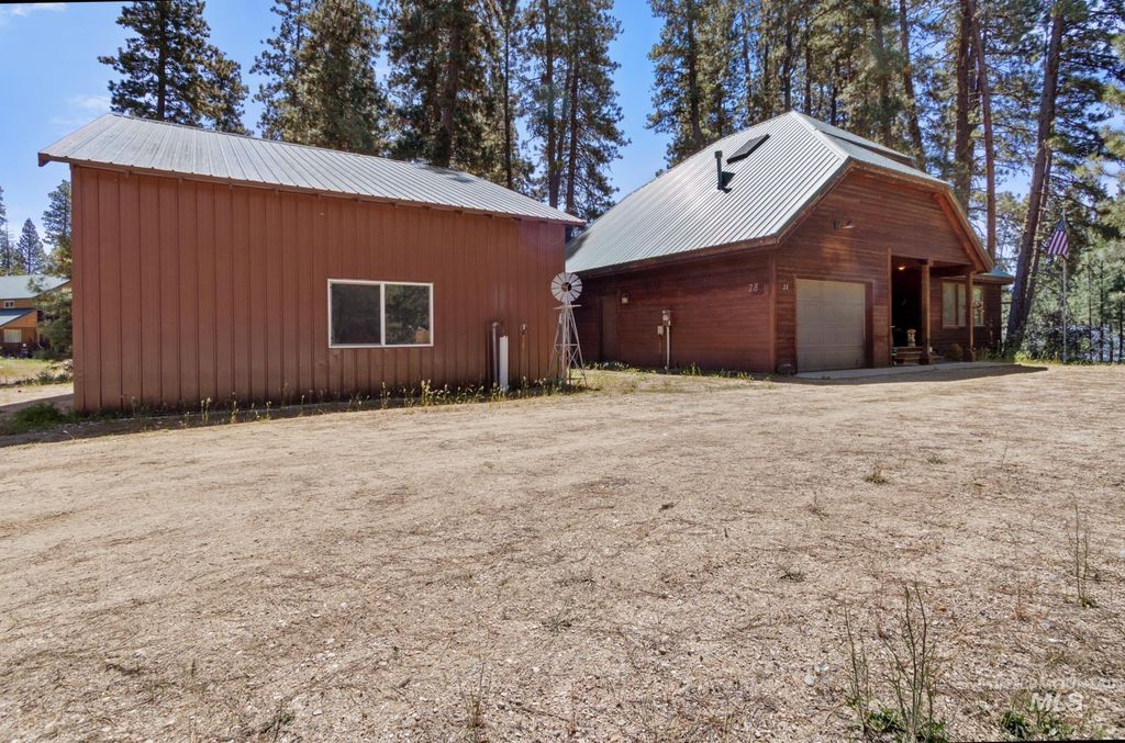 Photo of 28 Bull Pine Rd, Idaho City, ID 83631 (MLS # 98987582)
