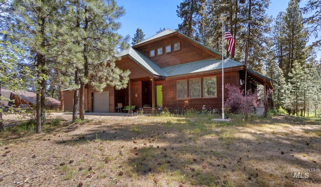 Photo of 28 Bull Pine Rd, Idaho City, ID 83631 (MLS # 98987582)