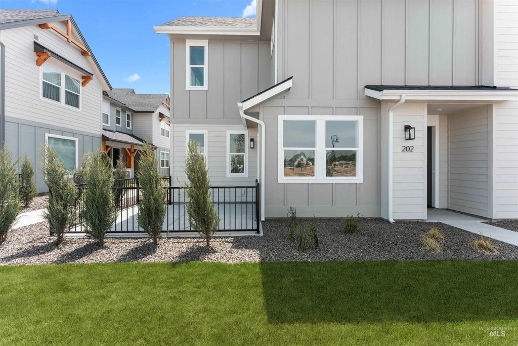 Photo of 12539 W Callisto Ln, Star, ID 83669 (MLS # 98965144)