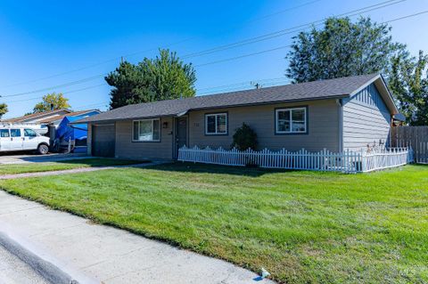 712 Harmon Middleton ID 83644