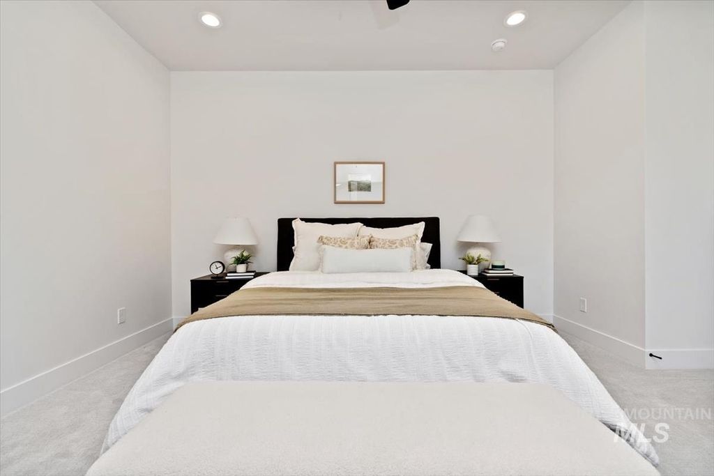 Photo of 11162 S Corballis Ln, Kuna, ID 83634 (MLS # 98974627)