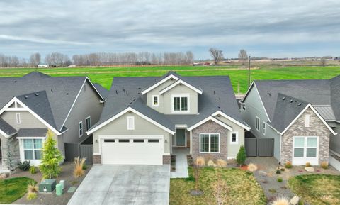 Photo of 7033 S Zenith Ave, Meridian, ID 83642 (MLS # 98979187)