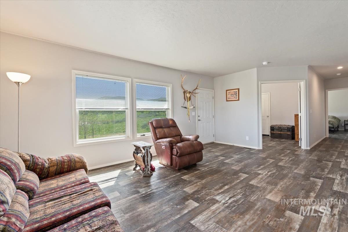 1639 Cuddy View Dr
