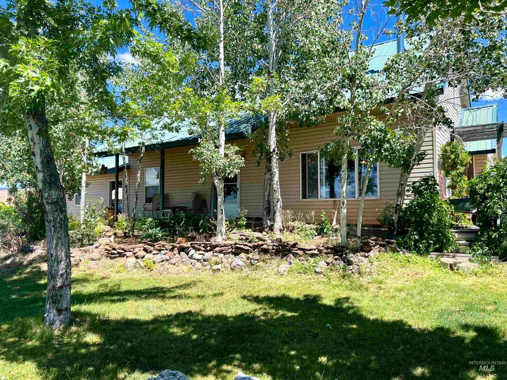 Photo of 2348 S Grays Creek Rd, Indian Valley, ID 83632 (MLS # 98916223)