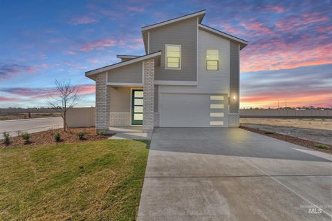 Photo of 373 W Lyra St, Meridian, ID 83642 (MLS # 98972391)