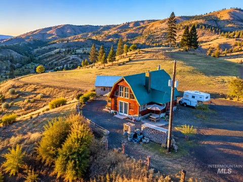 Photo of 164 Beaver Nob DR, Kamiah, ID 83536 (MLS # 98995205)