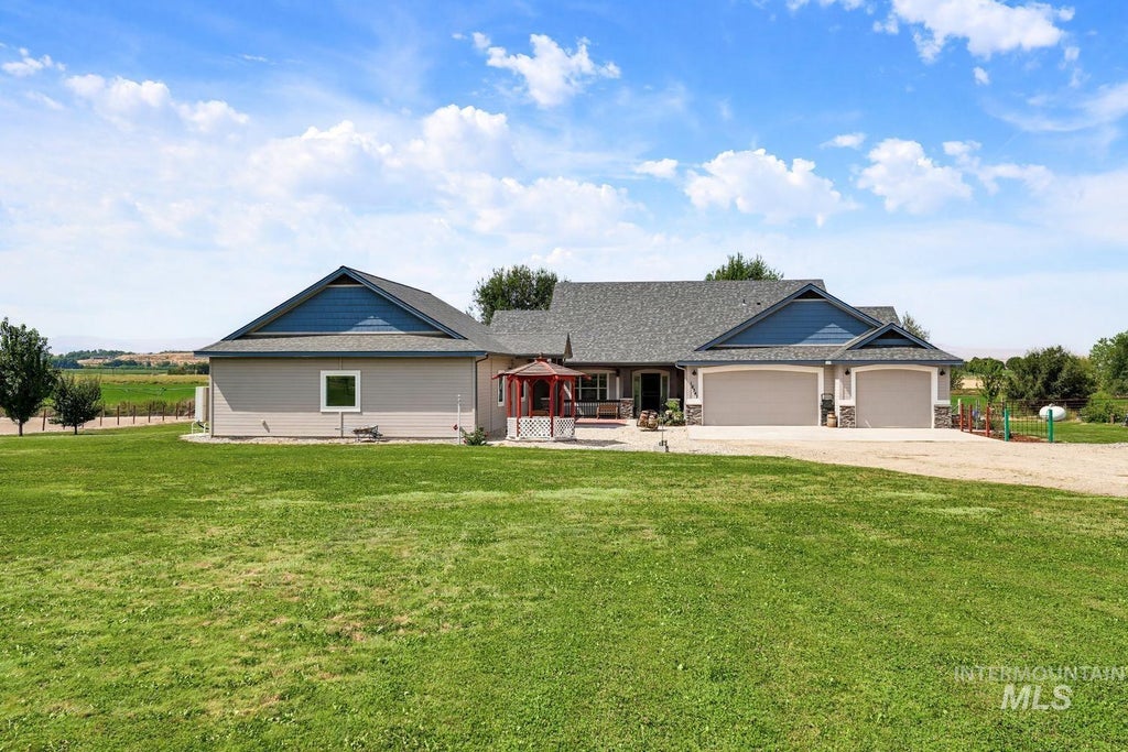 Photo of 18341 Bellomy Lane, Wilder, ID 83676 (MLS # 98998768)