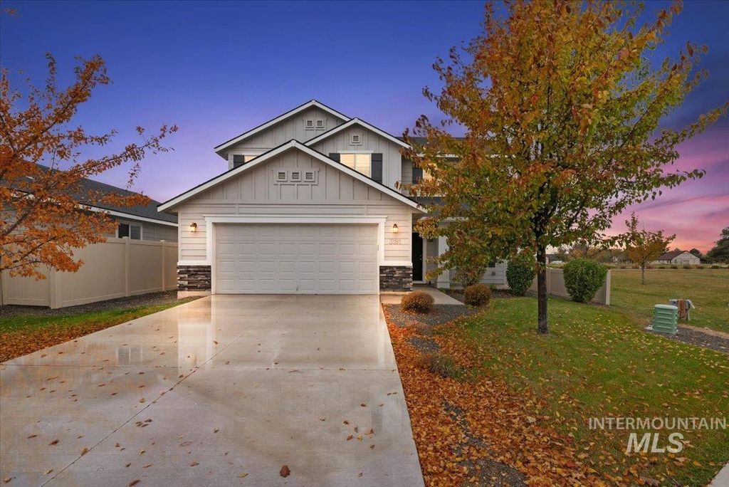 Photo of 3181 N Saratov Way, Kuna, ID 83634 (MLS # 98966815)