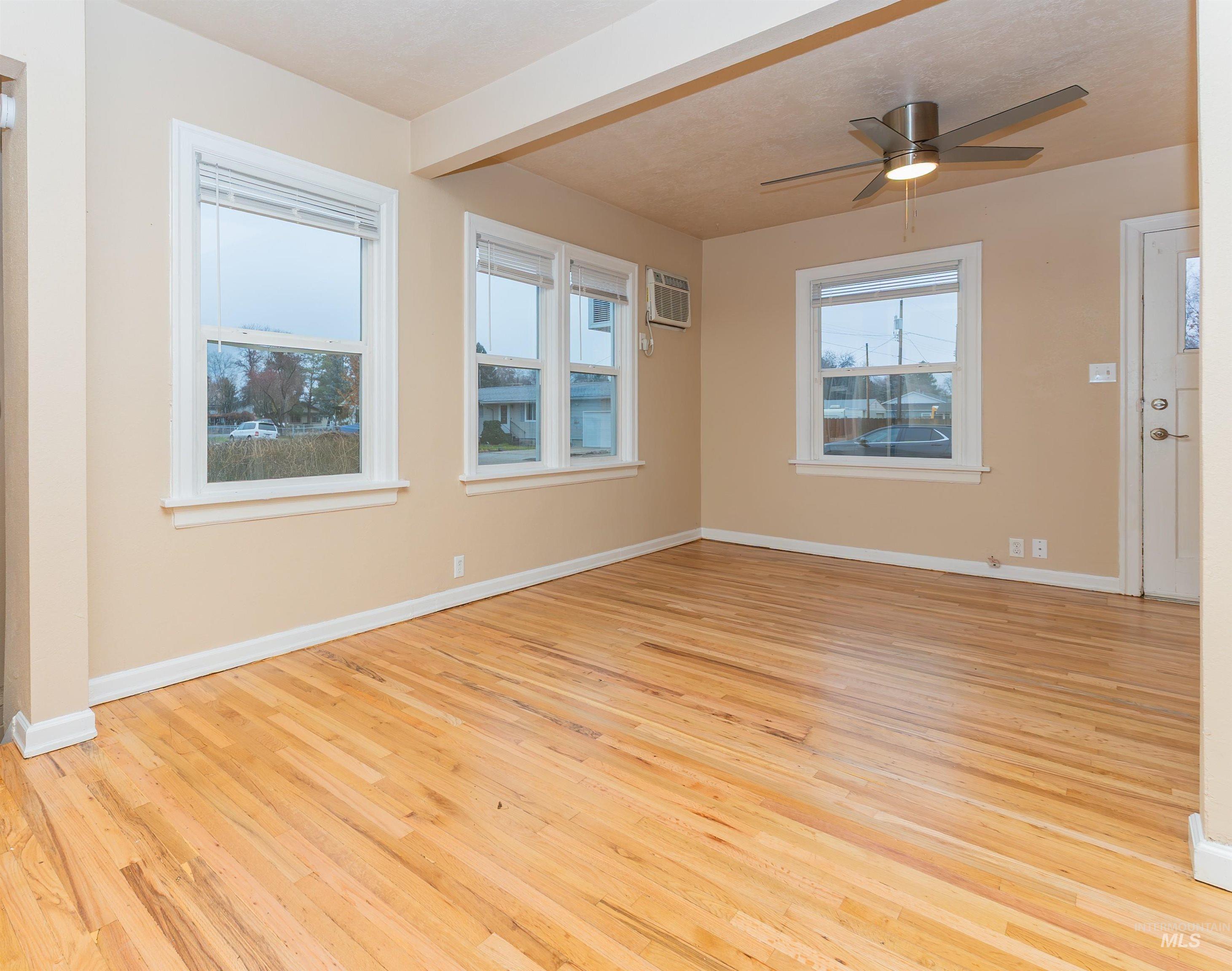 212 E Washington Ave