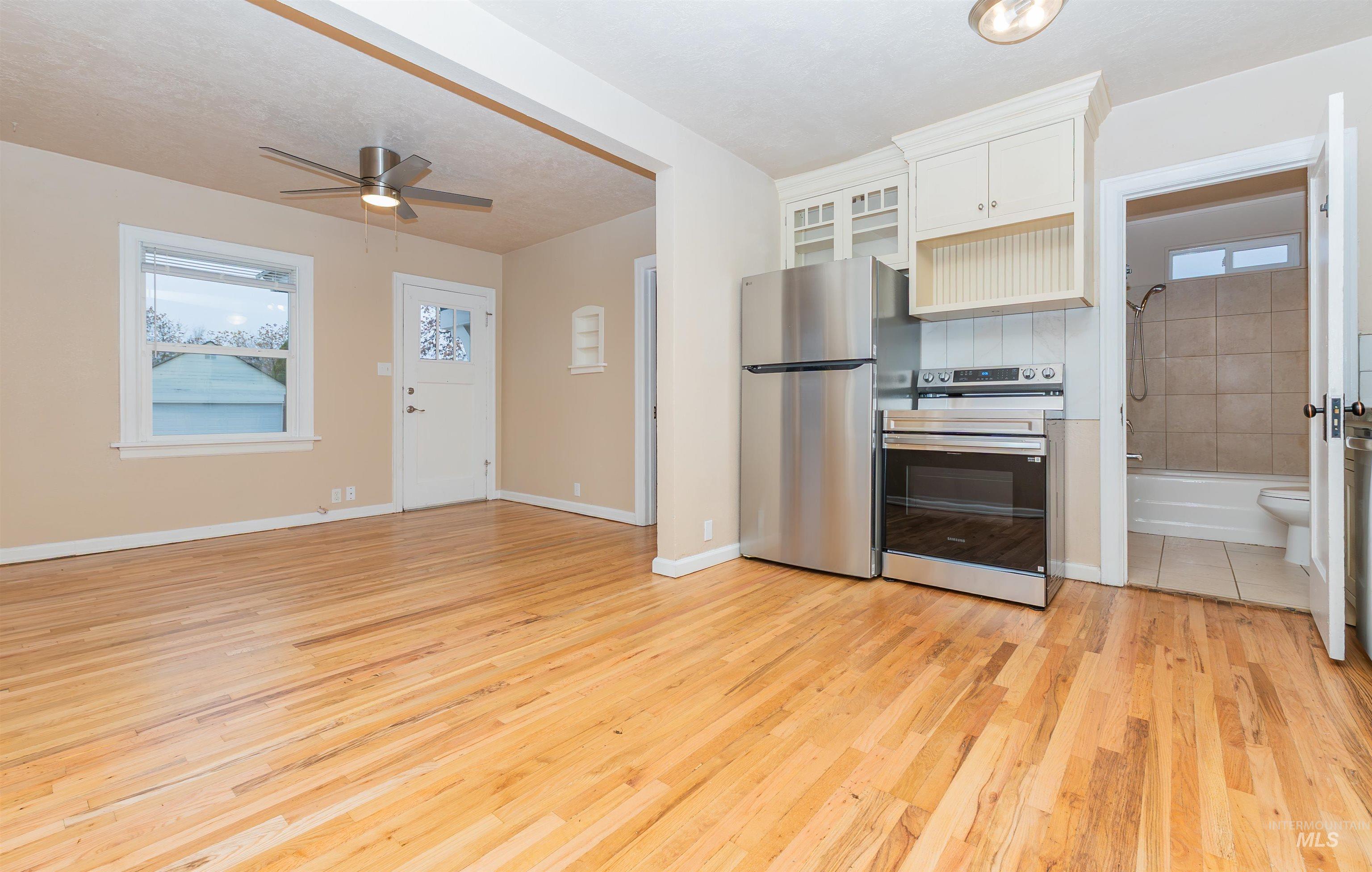 212 E Washington Ave