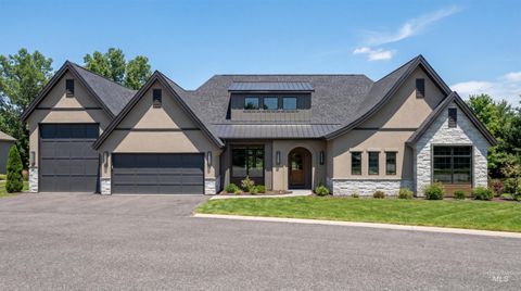 Photo of 24303 Bapple Pl #Lot 16 Block 1, Middleton, ID 83644 (MLS # 98969781)