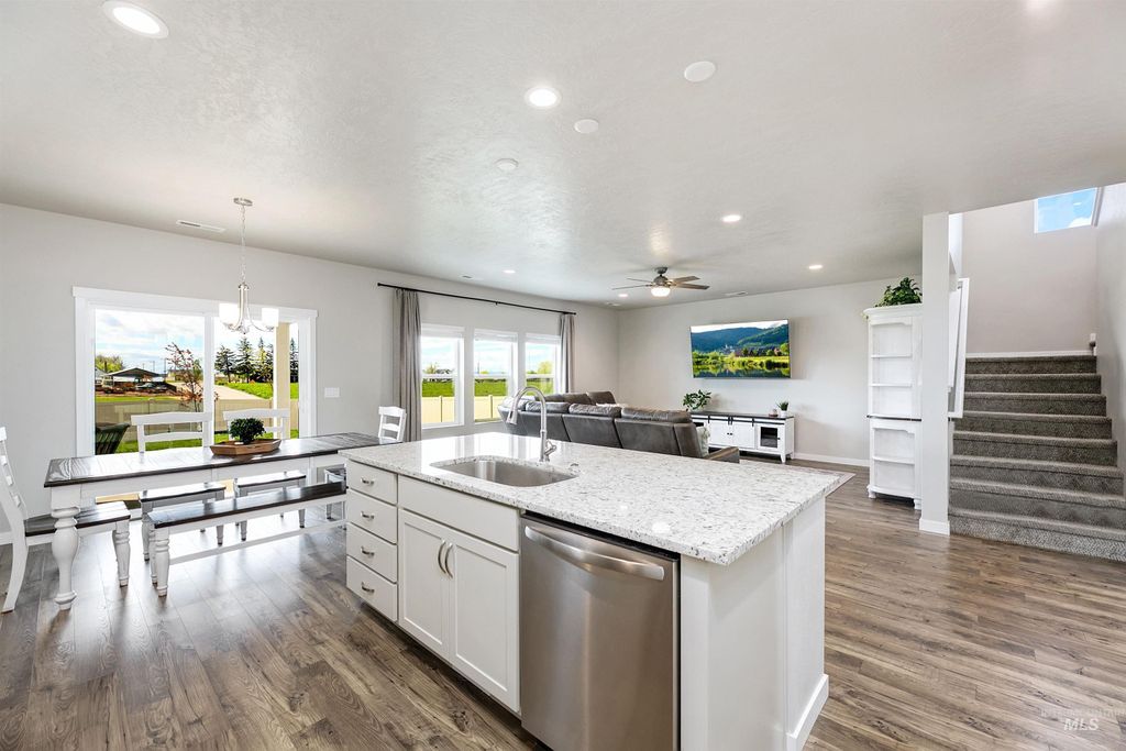 Photo of 10385 W Mauve Clover Lane, Star, ID 83669 (MLS # 98982547)