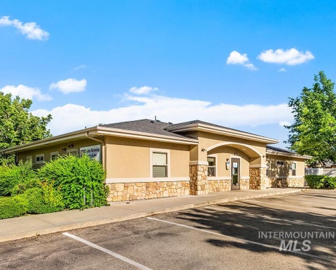 Photo of 1463 E Star Dr, Meridian, ID 83646 (MLS # 98990772)