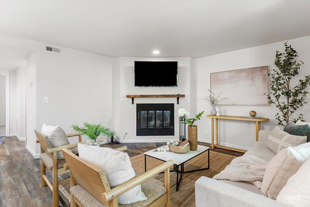 Photo of 3757 S Gekeler Lane #192, Boise, ID 83706 (MLS # 98984032)