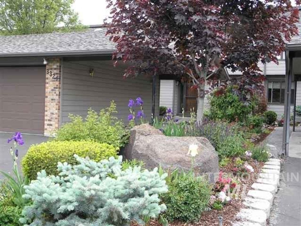Photo of 3324 W Catalina Lane, Boise, ID 83705 (MLS # 98971363)