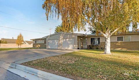 2211-2215 Crest Ave. Twin Falls ID 83301