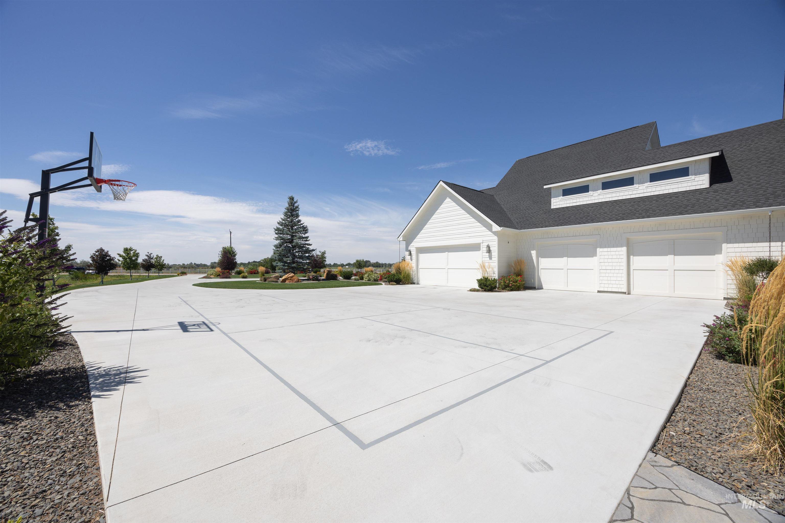 22002 Trigger Ranch Lane