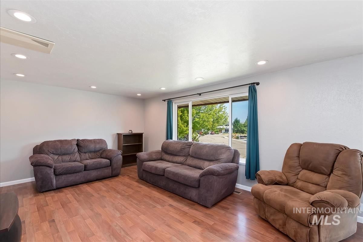 9617 W Dorsetshire Pl