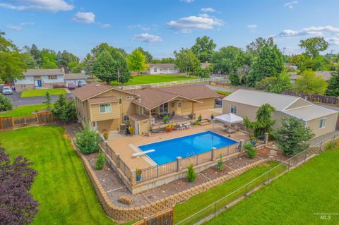 1332 Hemlock Ave. Lewiston ID 83501