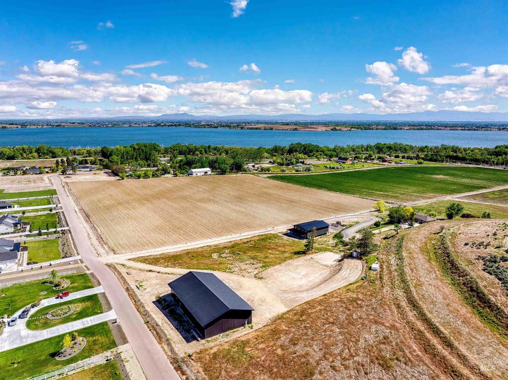 Photo of 13403 Lakeside Ln, Nampa, ID 83686 (MLS # 98995270)